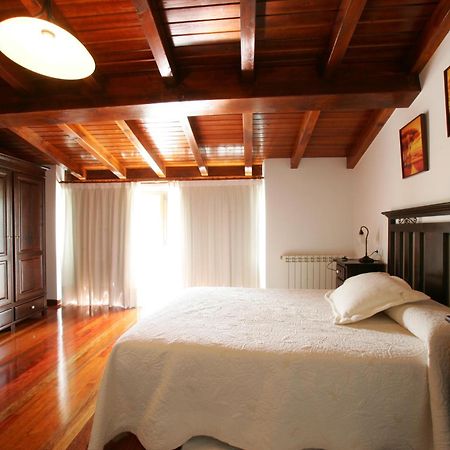 Casa Da Botica A Estrada Hostel Os Casares Phòng bức ảnh